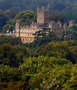 Excursion to Highclere Castle, Bampton and Oxford: Tour of Downton Abbey filming locations – Departing from London
