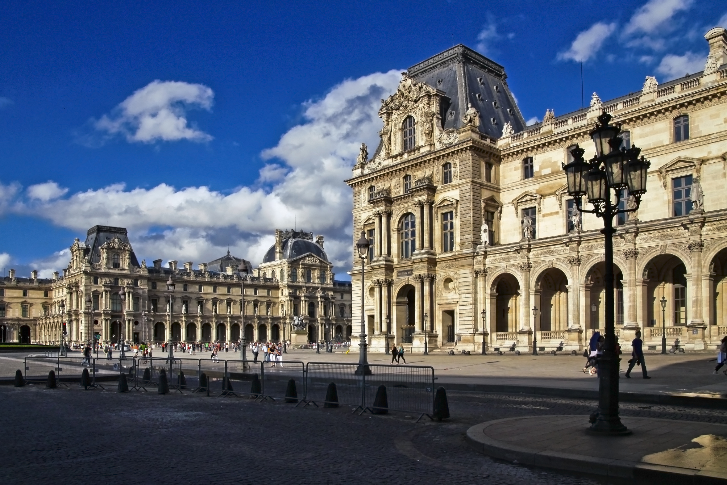 Билеты в лувр. Лувр плакаты. Museum de Louvre. Louvre poster.