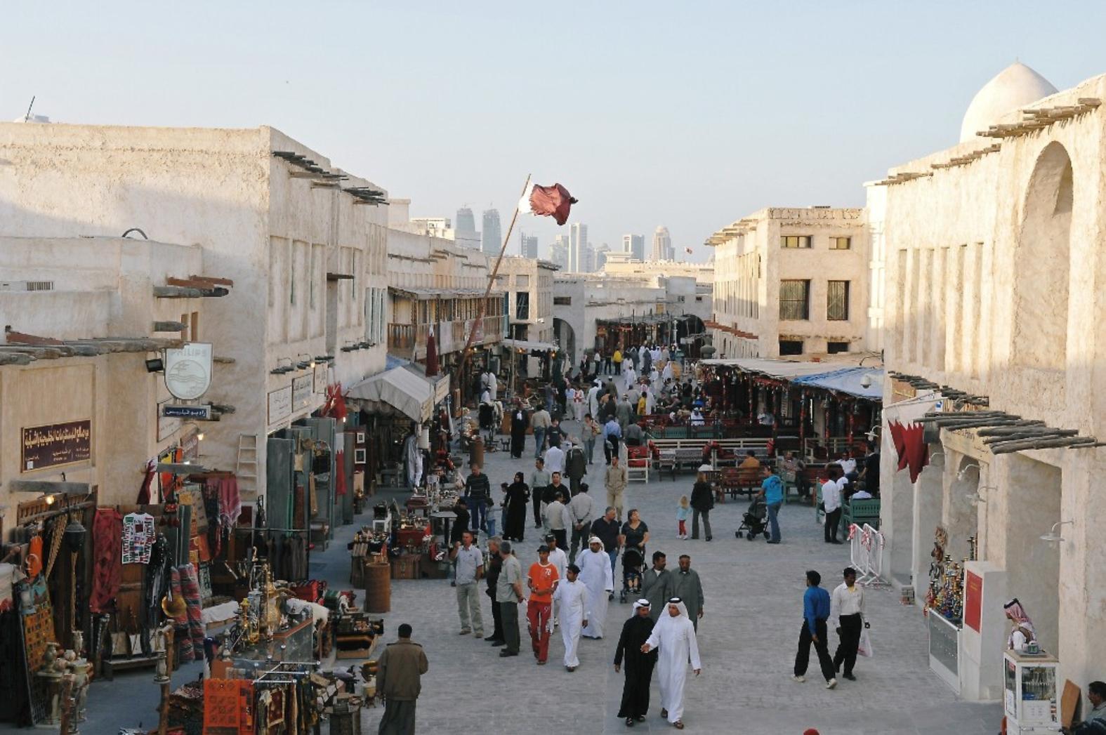 Tour guidé à pied du Souk Waqif à Doha & transport depuis votre hôtel