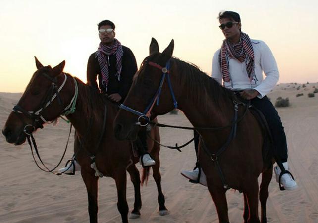 Horseriding in the desert - Departure in Dubai