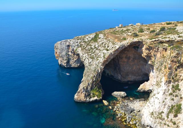 Excursion vers la côte Sud de Malte: Temple d'Hagar Qim, Grotte Bleue & Marsaxlokk - déjeuner inclus - guide francophone