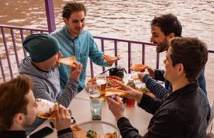 Party Cruise in Budapest: Pizza & Beer
