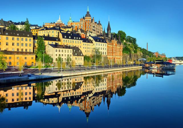 Visite guidée de Stockholm à pied et balade en bateau - En français