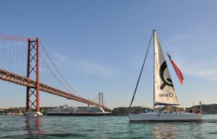 Private sailing cruise on the Tagus River - Departure from Lisbon