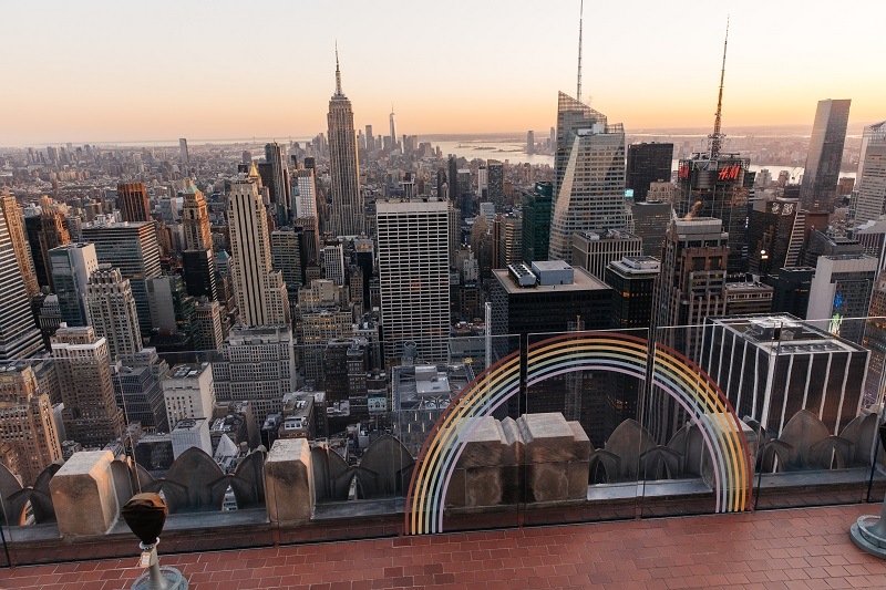 a new 'skylift' rooftop attraction is coming to NYC's top of the rock