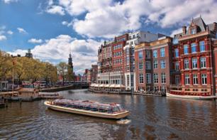2 in 1: Excursion to the villages of Volendam, Edam and Zaanse Schans & Amsterdam canal cruise