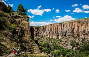 Excursion d'une journée : Ville souterraine de Derinkuyu et Randonnée dans la Vallée d'Ihlara - Transferts & déjeuner inclus - Cappadoce