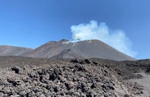 Randonnée guidée au volcan Etna (2800m) - Niveau moyen - En français