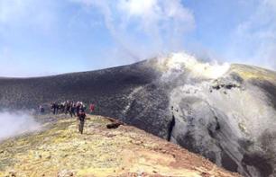 Randonnée guidée au sommet du volcan Etna (3350m) - Niveau difficile - En français