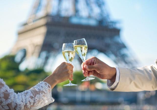 Crucero por el Sena – Opciones: champán o aperitivo