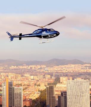 Barcelone à 360° - à pied, en hélicoptère et en bateau - en français