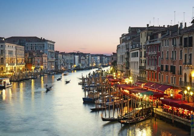 Visite de Venise à pied by night et balade en gondole