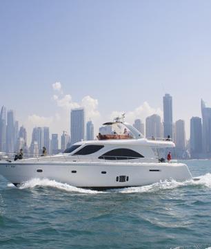 Croisière sur un yacht à Dubai - Petit-déjeuner, déjeuner ou dîner